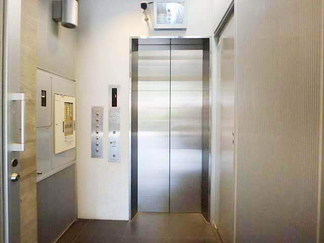 ホール②