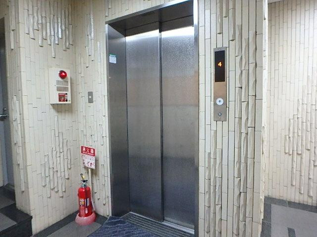 とね松ビルホール②