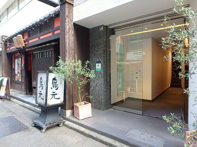 芳町ビルエントランス①