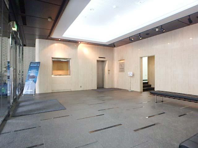 岩清日本橋ビルホール①
