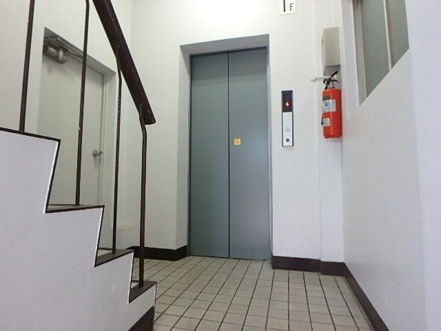 佐々木ビルホール②