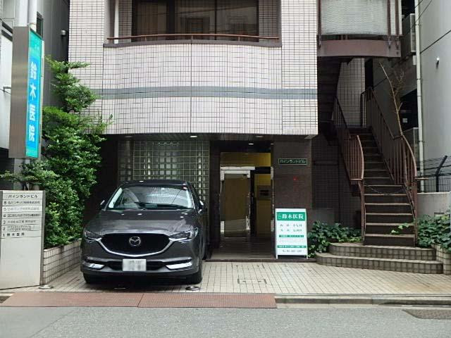 パインランドビルエントランス①