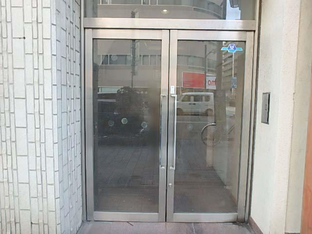 吉野家馬喰町ビルエントランス②