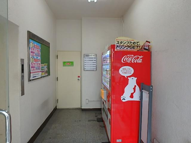東京問屋連盟ビルホール①