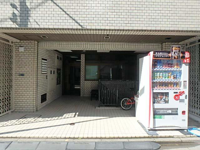 エントランス①