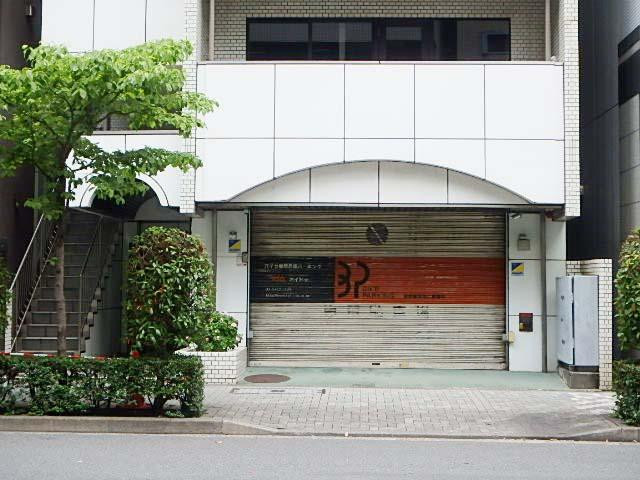 ７山京ビルエントランス①