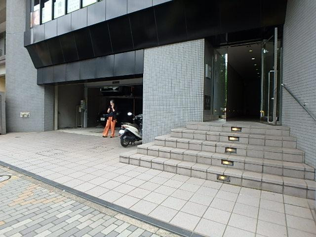 アンソレイエ・オオタエントランス①