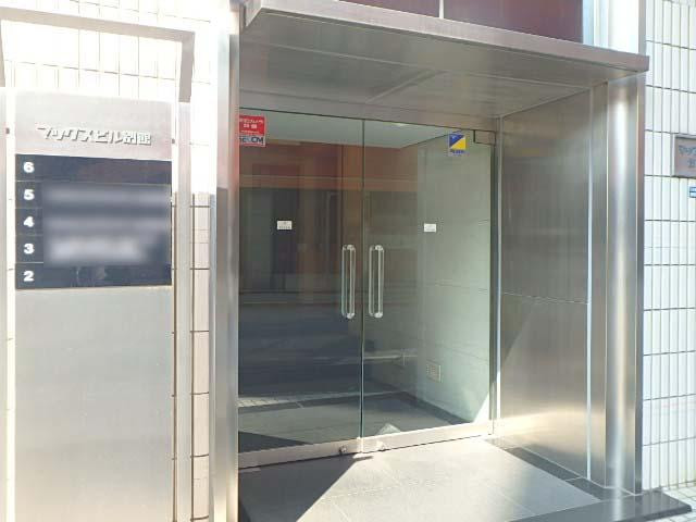 マックス本社ビル別館エントランス①