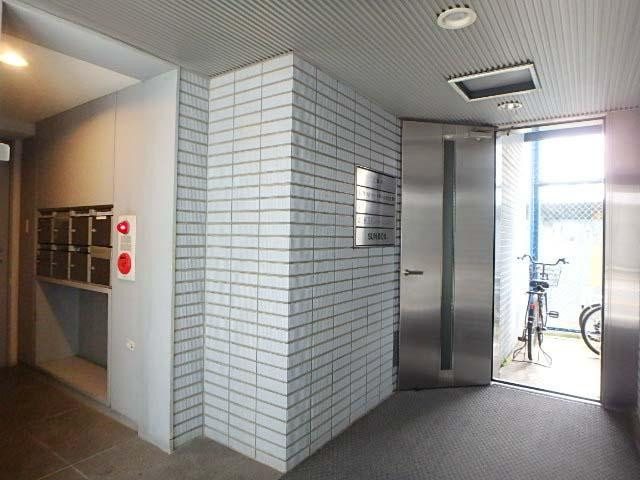 ホール①