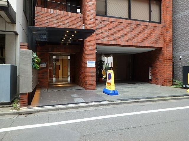 ＢＲＩＣＫ　ＧＡＴＥ　日本橋エントランス①