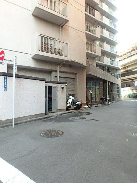 エントランス①