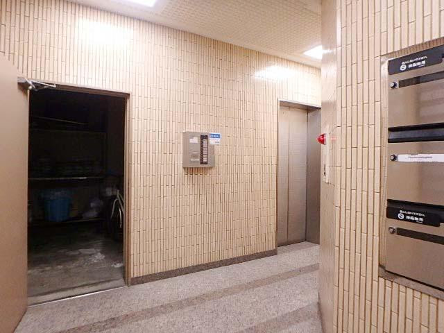 ハイパーク日本橋ビルホール①