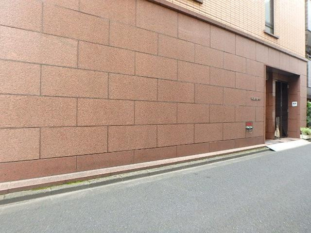 平和ＭＫビルエントランス①