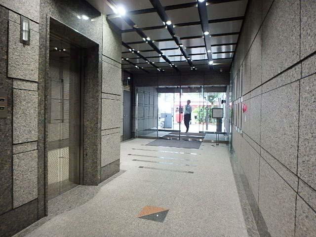 ホール③