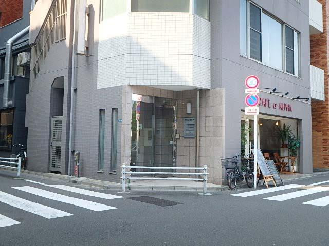 エントランス①