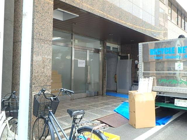 エントランス①