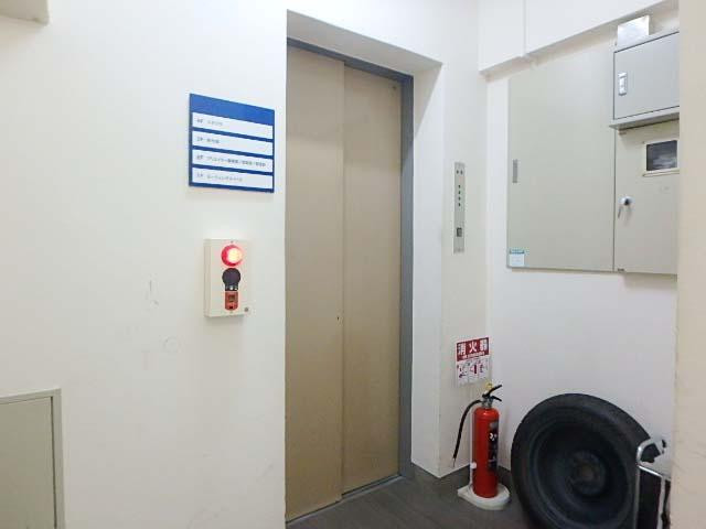 新城ビルホール②