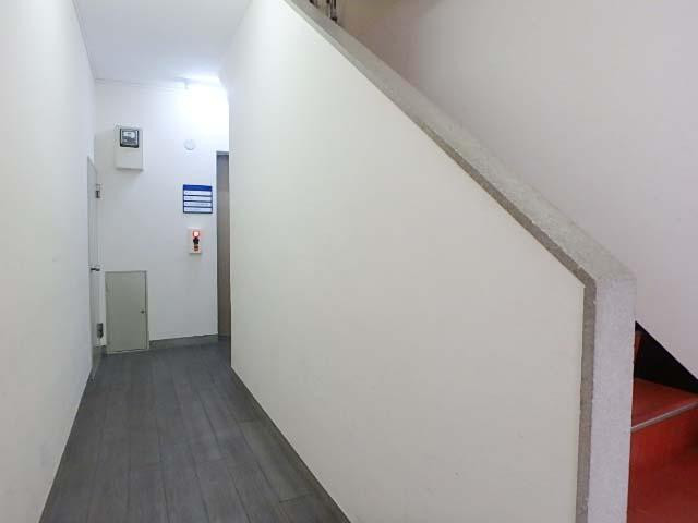 新城ビルホール①