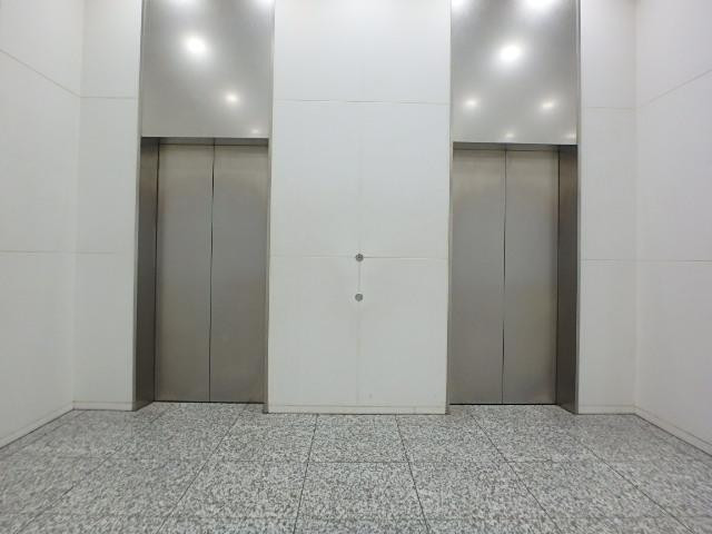 ホール②