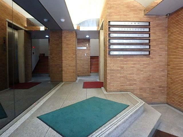 日本色素本社ビルホール①