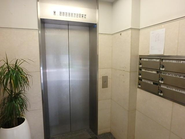 友泉本石町ビルホール③