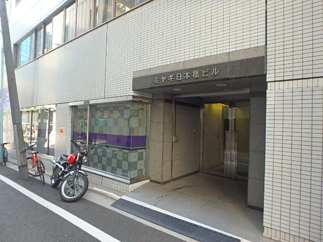 フォーラム日本橋エントランス①
