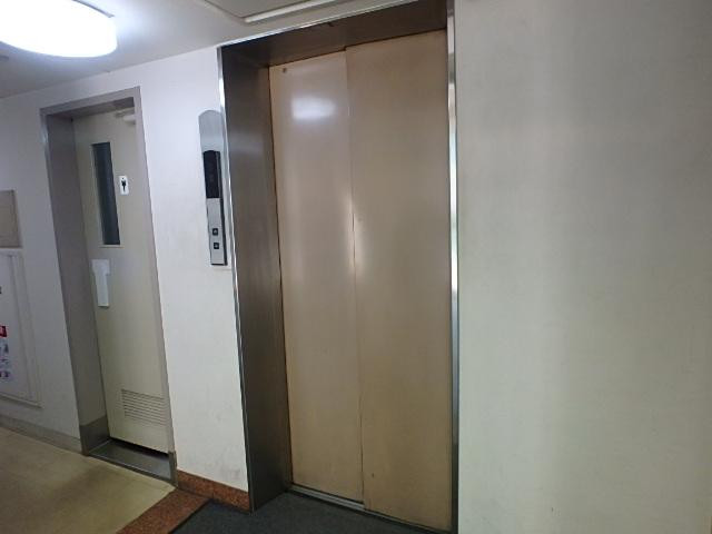 山三ビルホール②