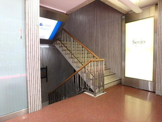 千城ビルホール①