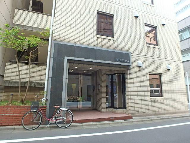 蛎殻町ビルヂングエントランス①