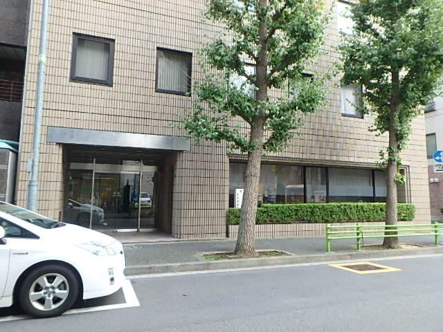 福本ビルエントランス①