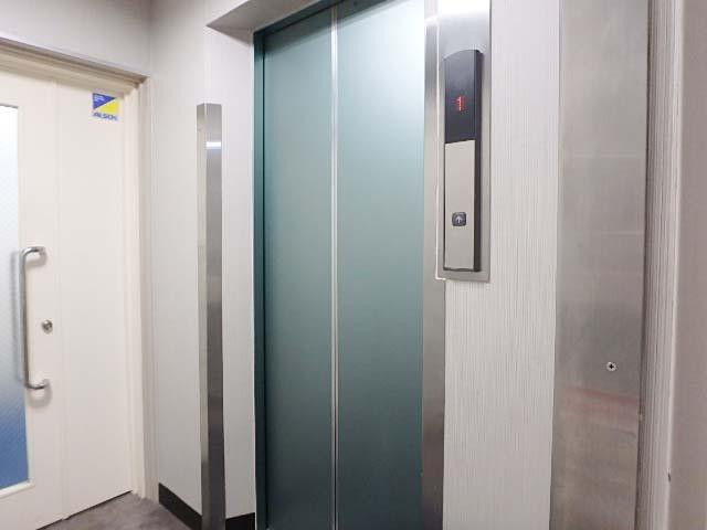 油商会館ビルＡ棟ホール②