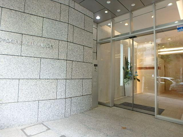 Ｎｉｈｏｎｂａｓｈｉ　ＯＫ　Ｂｌｄｇエントランス②