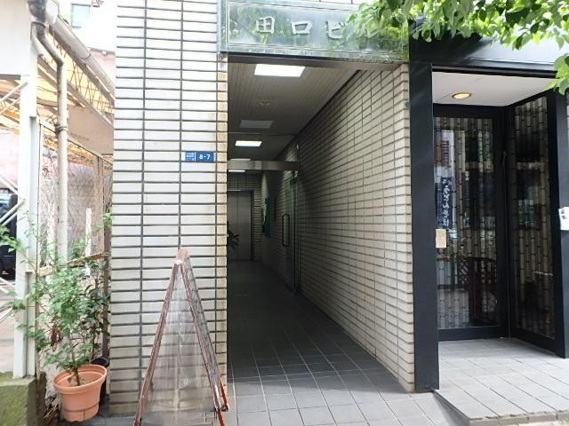 田口ビルエントランス②