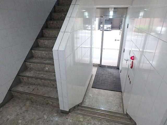 八弘ビルホール③