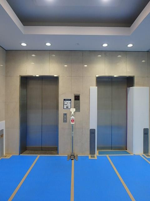 ホール③