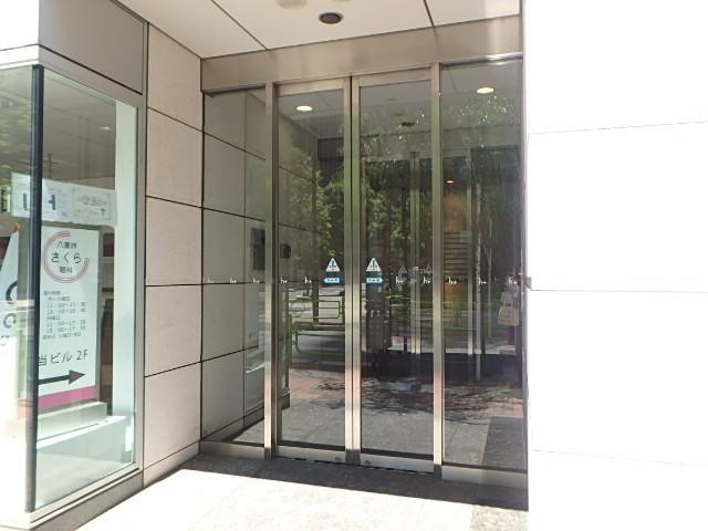 ｈ＋ビルエントランス②