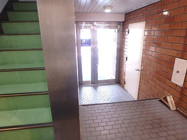 ホール③