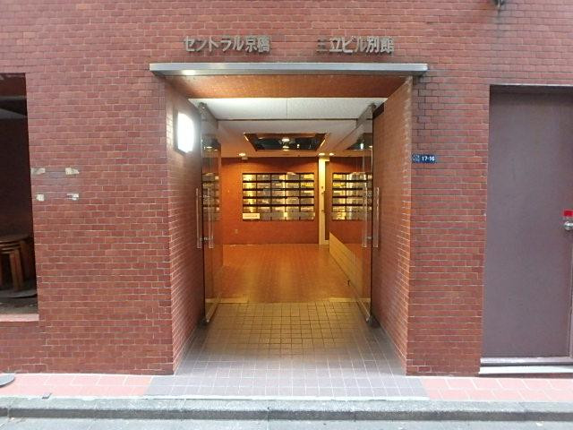 エントランス②