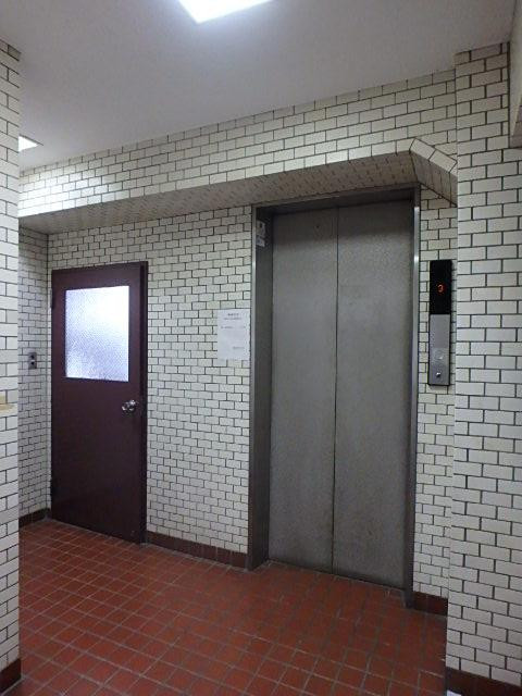 梅崎ビルホール②