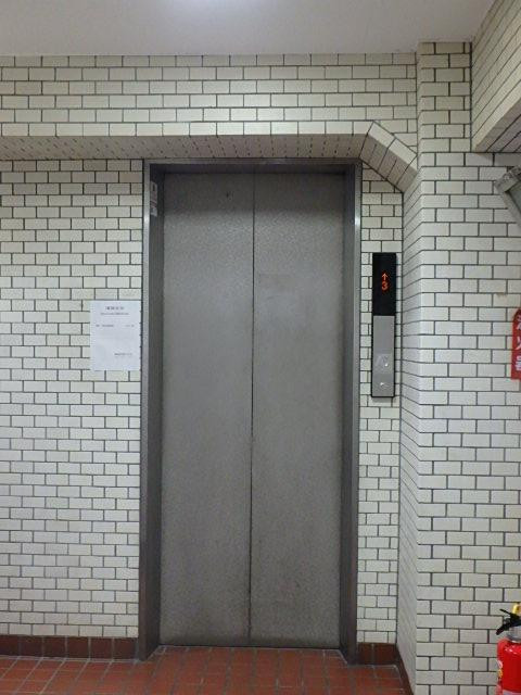 梅崎ビルホール③