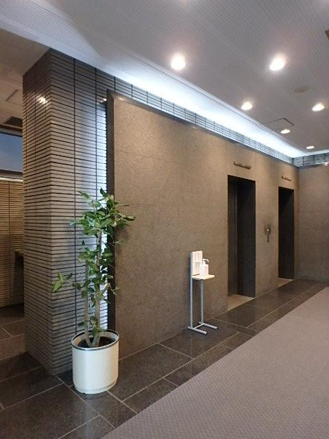 ホール①