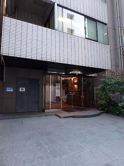 泰和ビルエントランス①