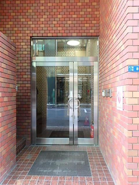 八丁堀共同ビルエントランス②