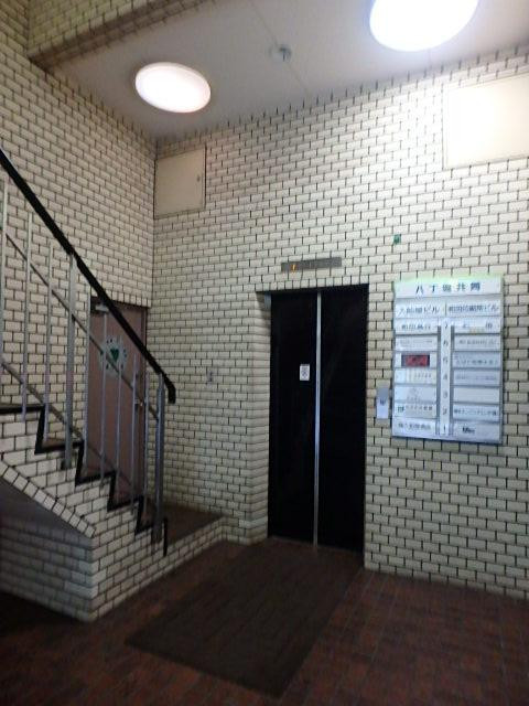 八丁堀共同ビルホール①