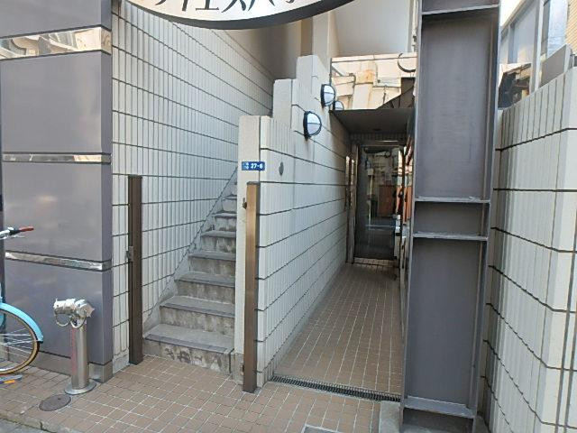 エイケイエス八丁堀ビルエントランス②