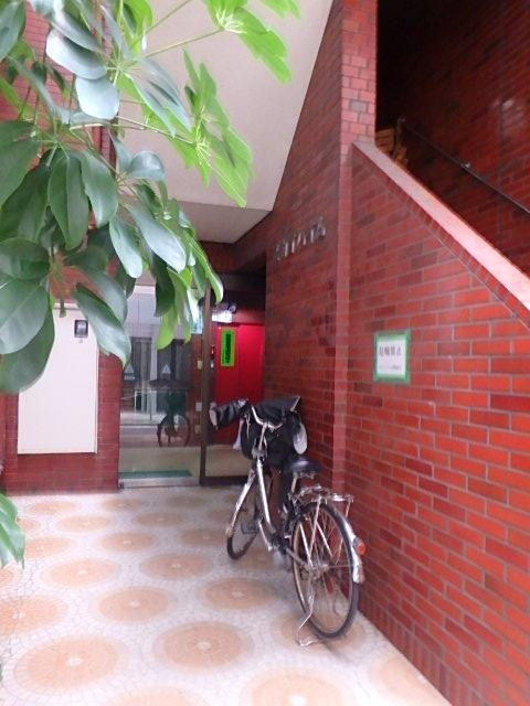 スカイハイムエントランス②