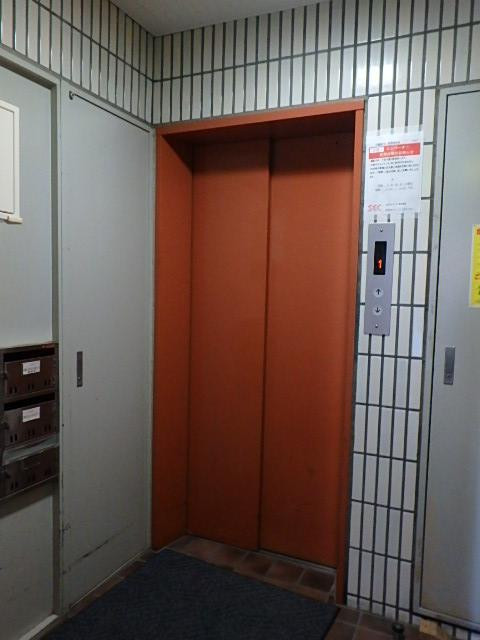 ホール③