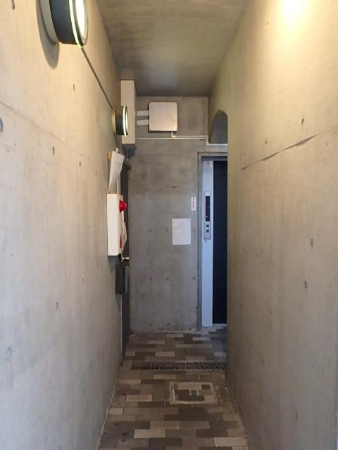 八丁堀２１８５ホール①