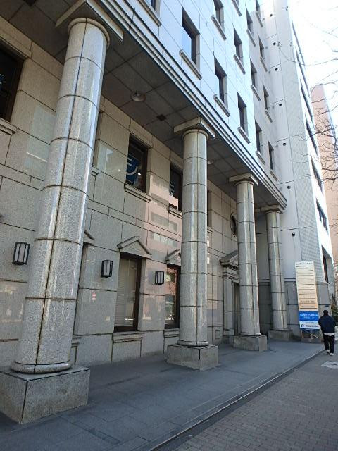 ユニデン八丁堀ビルエントランス①