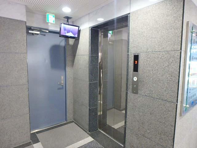 ホール②
